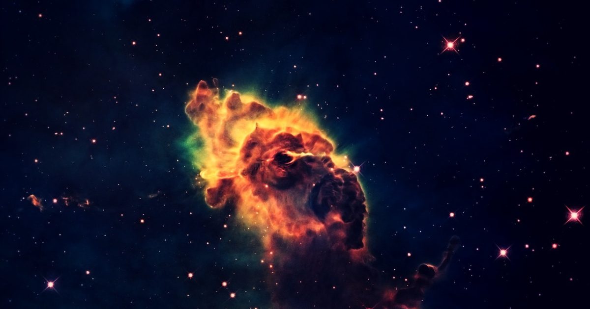 深空黑背景的资源导航站点首页，霓虹绿高亮的分类卡片与入口按钮整齐排布，界面精致有质感